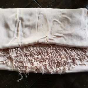 Le Chateau Scarf